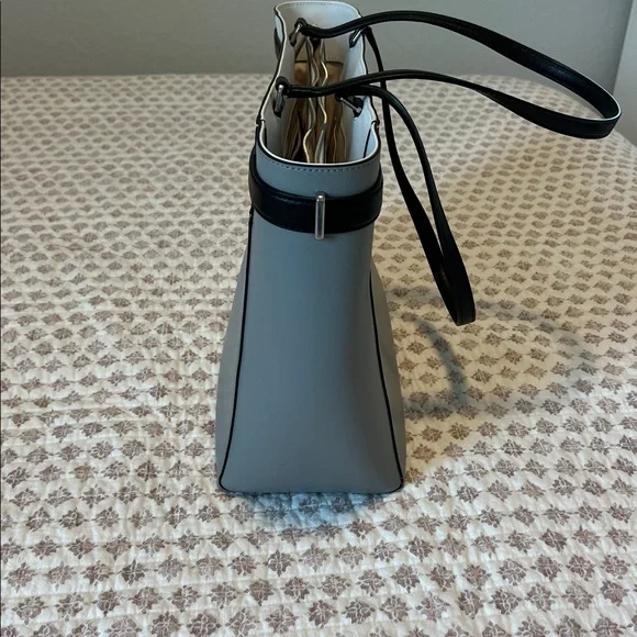 Kate Spade New York Staci Colorblock Laptop Tote Bag Nimbus Grey White Black - Picture 7 of 16